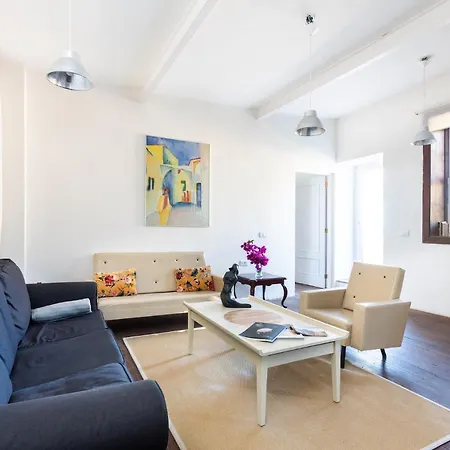 Detached With Garden, Heated And Private Pool, Sea View, Parking Free Willa *