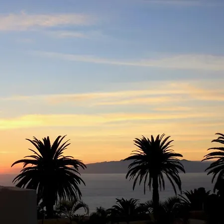 Willa Detached With Garden, Heated And Private Pool, Sea View, Parking Free