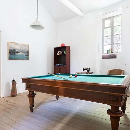 Detached With Garden, Heated And Private Pool, Sea View, Parking Free Willa